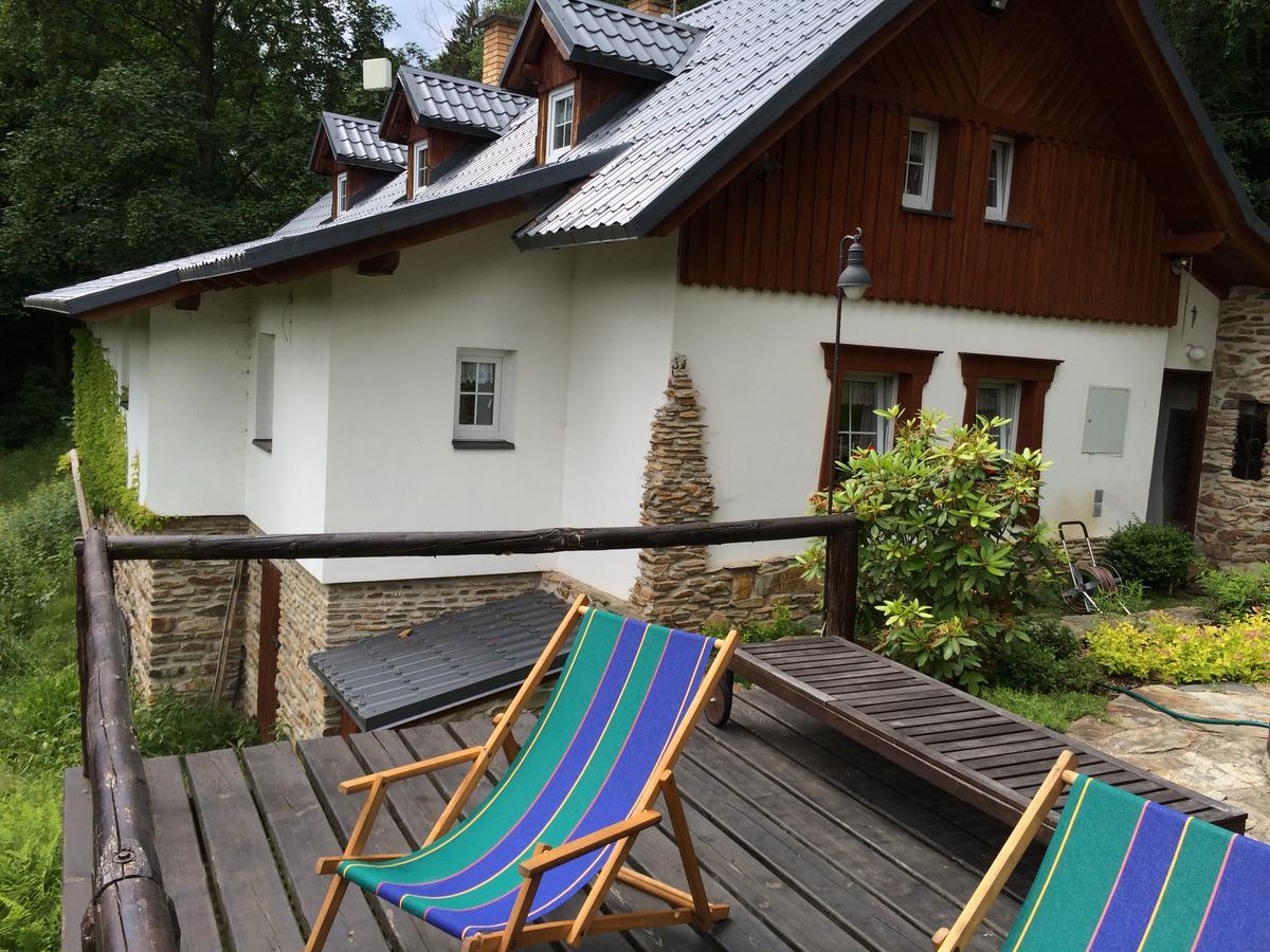 Chalupa Pod Skalou I. Paseky nad Jizerou Bagian luar foto