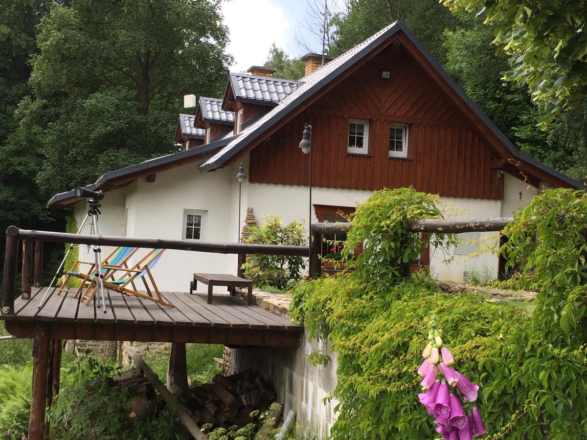 Chalupa Pod Skalou I. Paseky nad Jizerou Bagian luar foto
