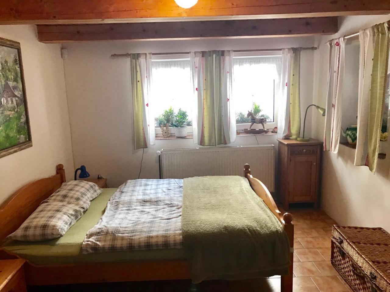 Chalupa Pod Skalou I. Paseky nad Jizerou Bagian luar foto